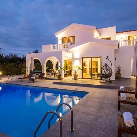 Villa Cocoon Luxury In Coral Bay-3 Min To Pegeia