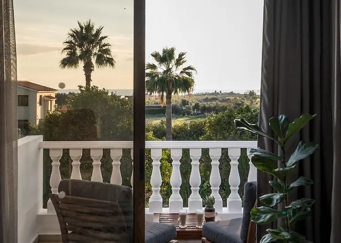 Vila Cocoon Luxury In Coral Bay-3 Min To