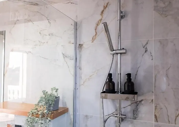 Vila Cocoon Luxury In Coral Bay-3 Min To